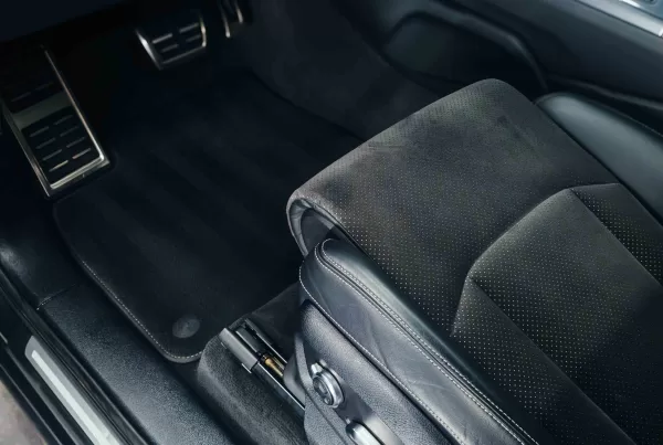 Vyčištěný interiér vozu Audi Q7